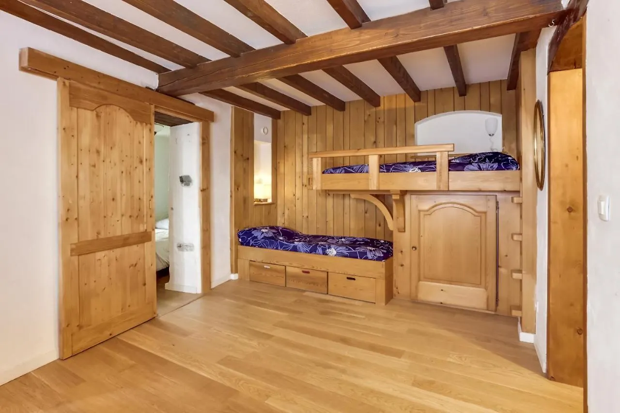Chalet Athena Alpe D' Huez 0*,  France